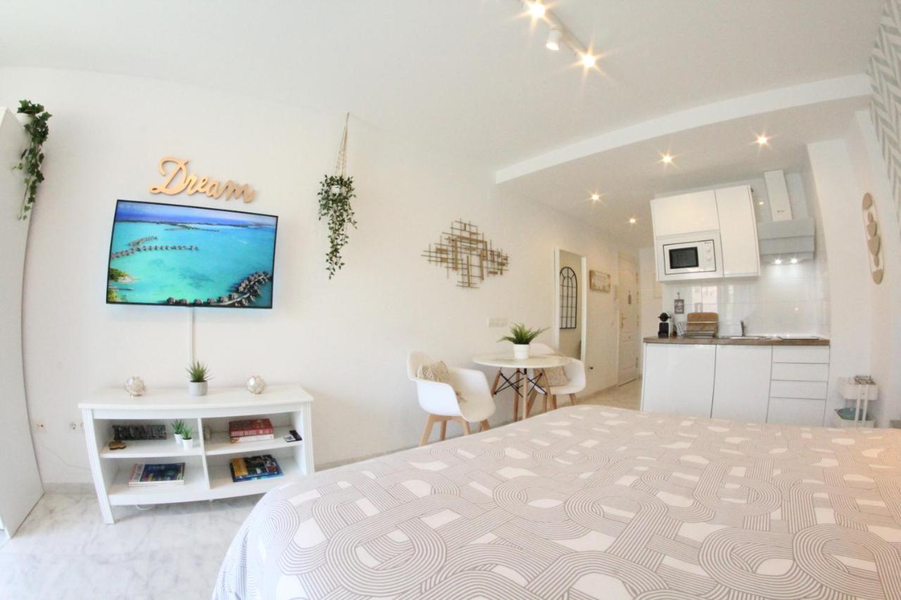 Torremolinos - New Central Studio Plata With Balcony Daire Dış mekan fotoğraf