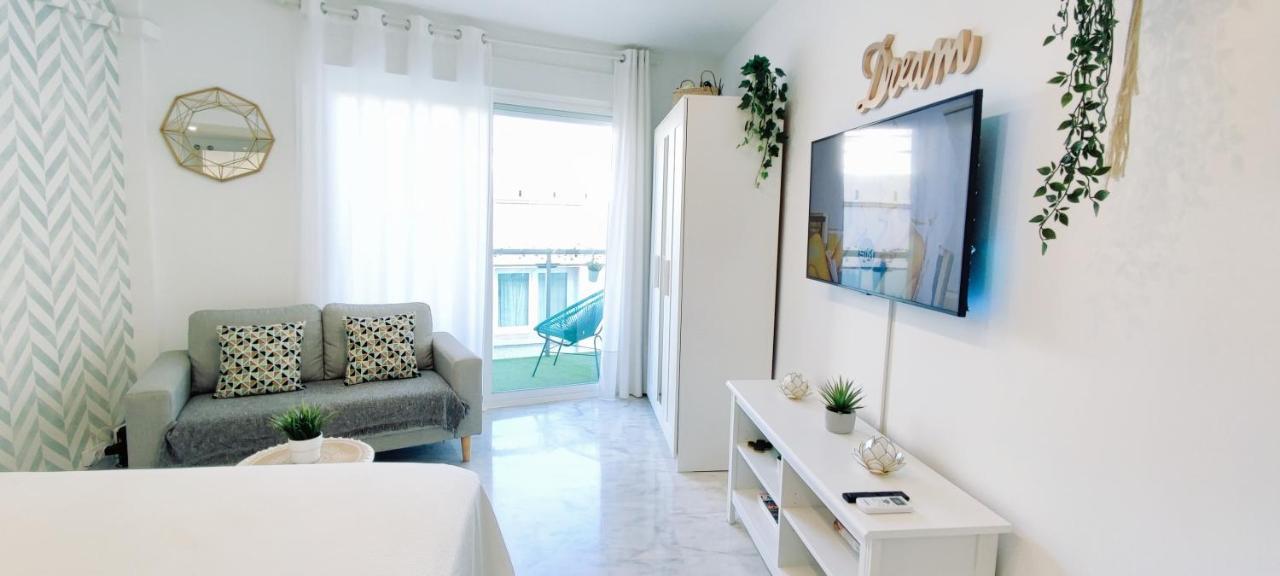 Torremolinos - New Central Studio Plata With Balcony Daire Dış mekan fotoğraf